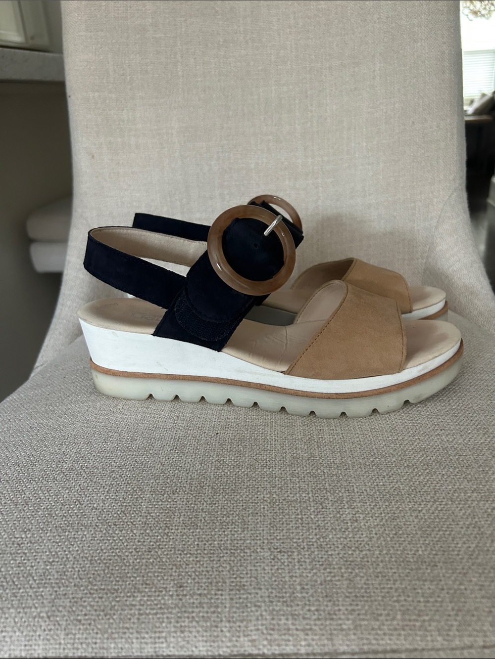 Gabor Strappy Sandal sz US 9 UK6.5